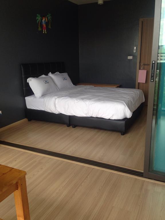 Connext Residence Phuket Exterior photo